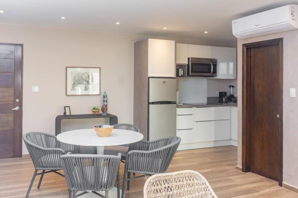 Tradewinds Apartments Simpson Bay Zewnętrze zdjęcie